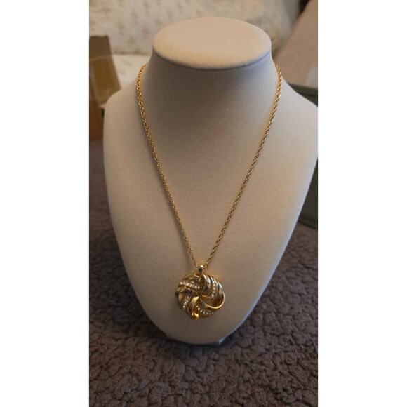 NWT Macy's Charter Club Love Knot Necklace. - Picture 1 of 6